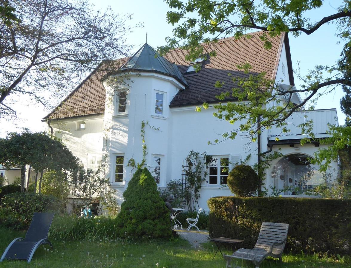 Am Eichholz Galerie & Art-Hotel Murnau am Staffelsee Exterior photo